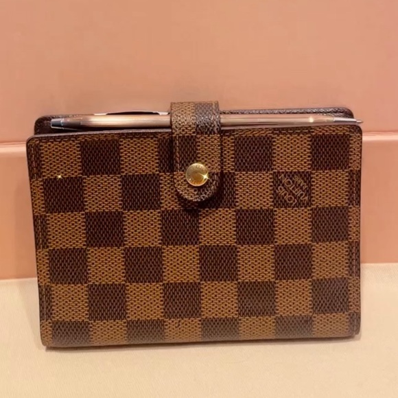 Louis Vuitton Handbags - SOLD💯% Authentic Louis Vuitton Damier Ebene Agenda PM✨